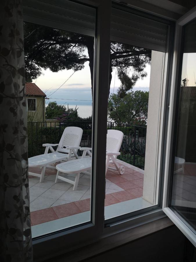 Apartment&Rooms Lilis Izola Buitenkant foto