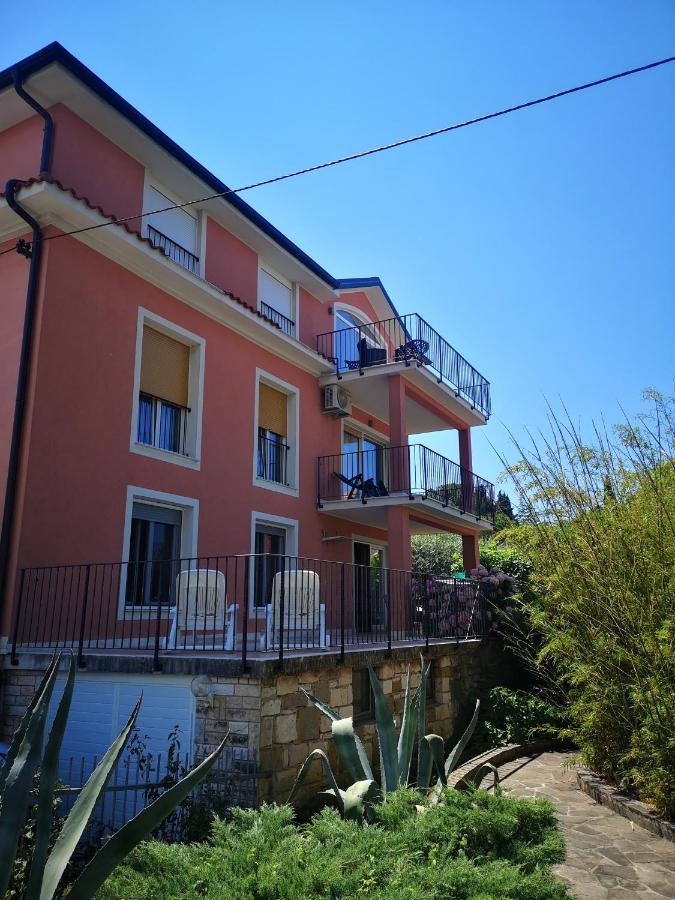 Apartment&Rooms Lilis Izola Buitenkant foto