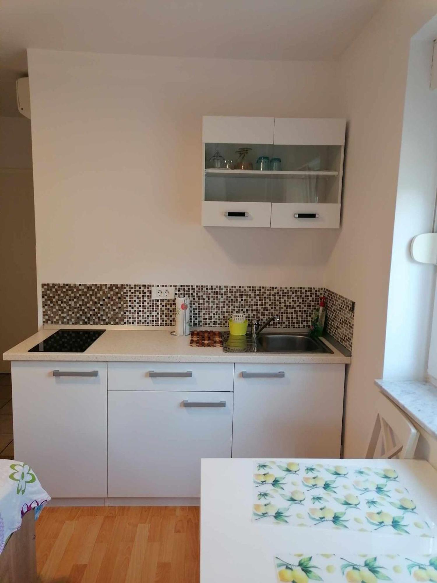 Apartment&Rooms Lilis Izola Buitenkant foto