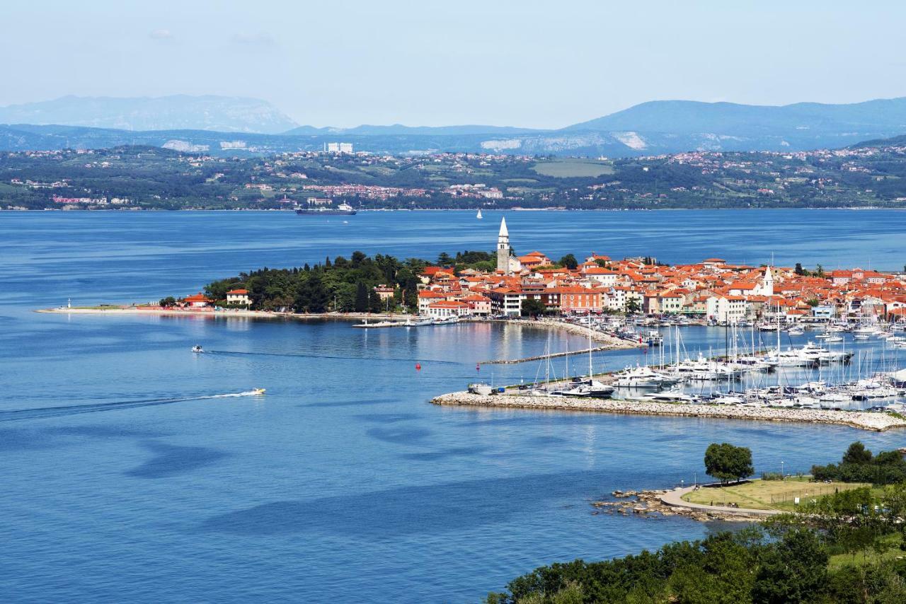 Apartment&Rooms Lilis Izola Buitenkant foto
